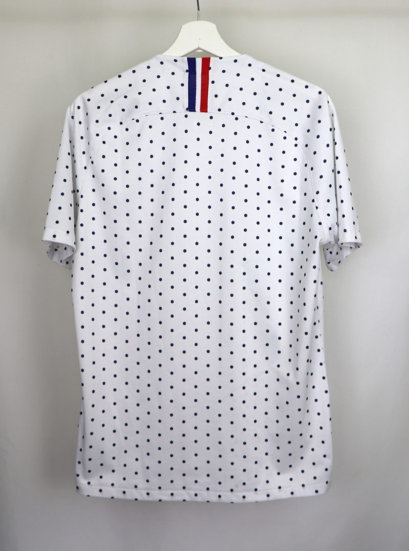(2) BACK