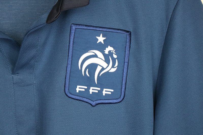 (3) BADGE
