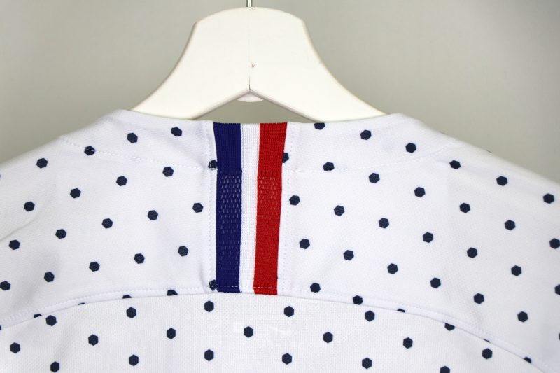 (5) DETAILS