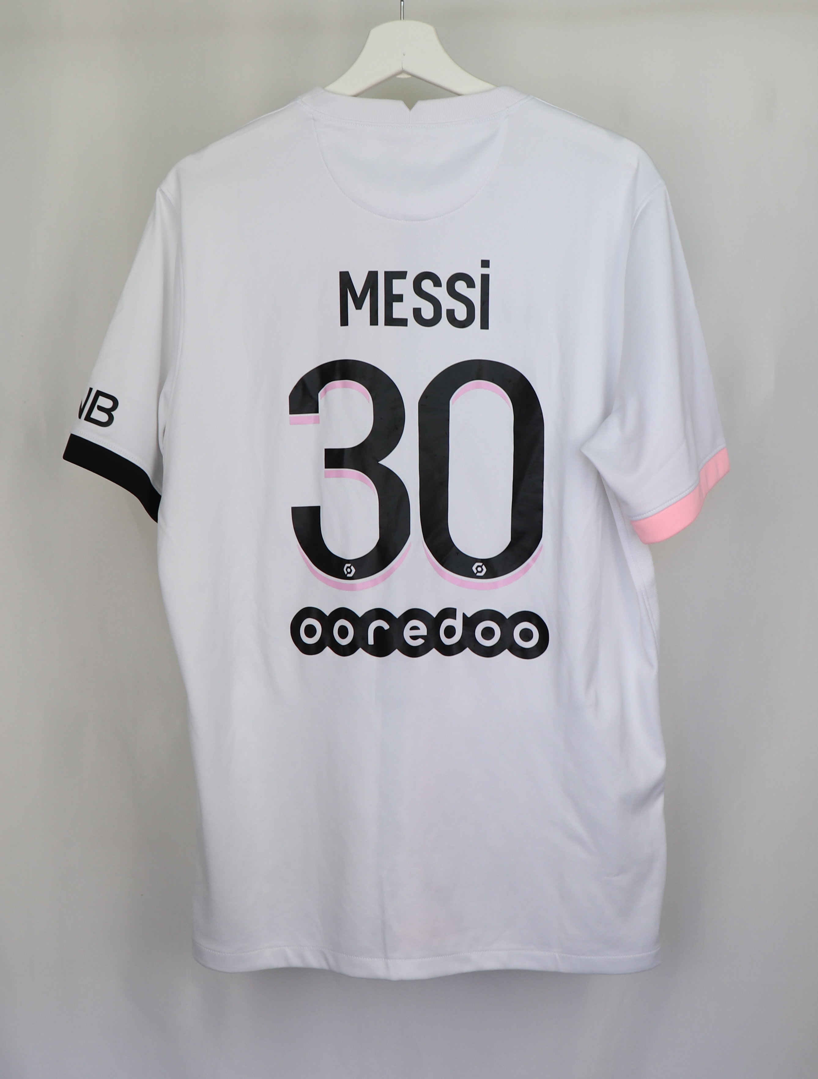 (2) BACK