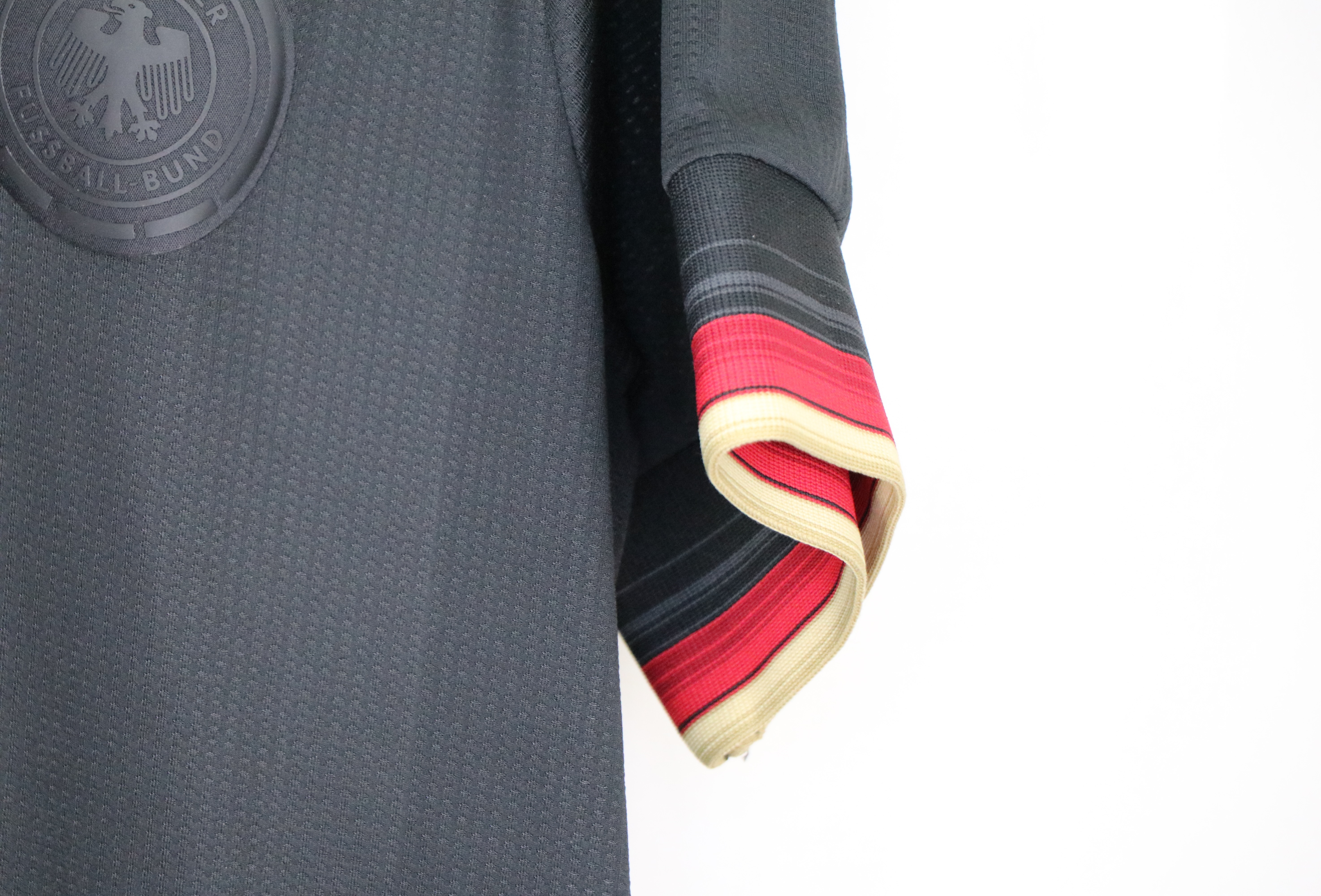 (5) DETAILS