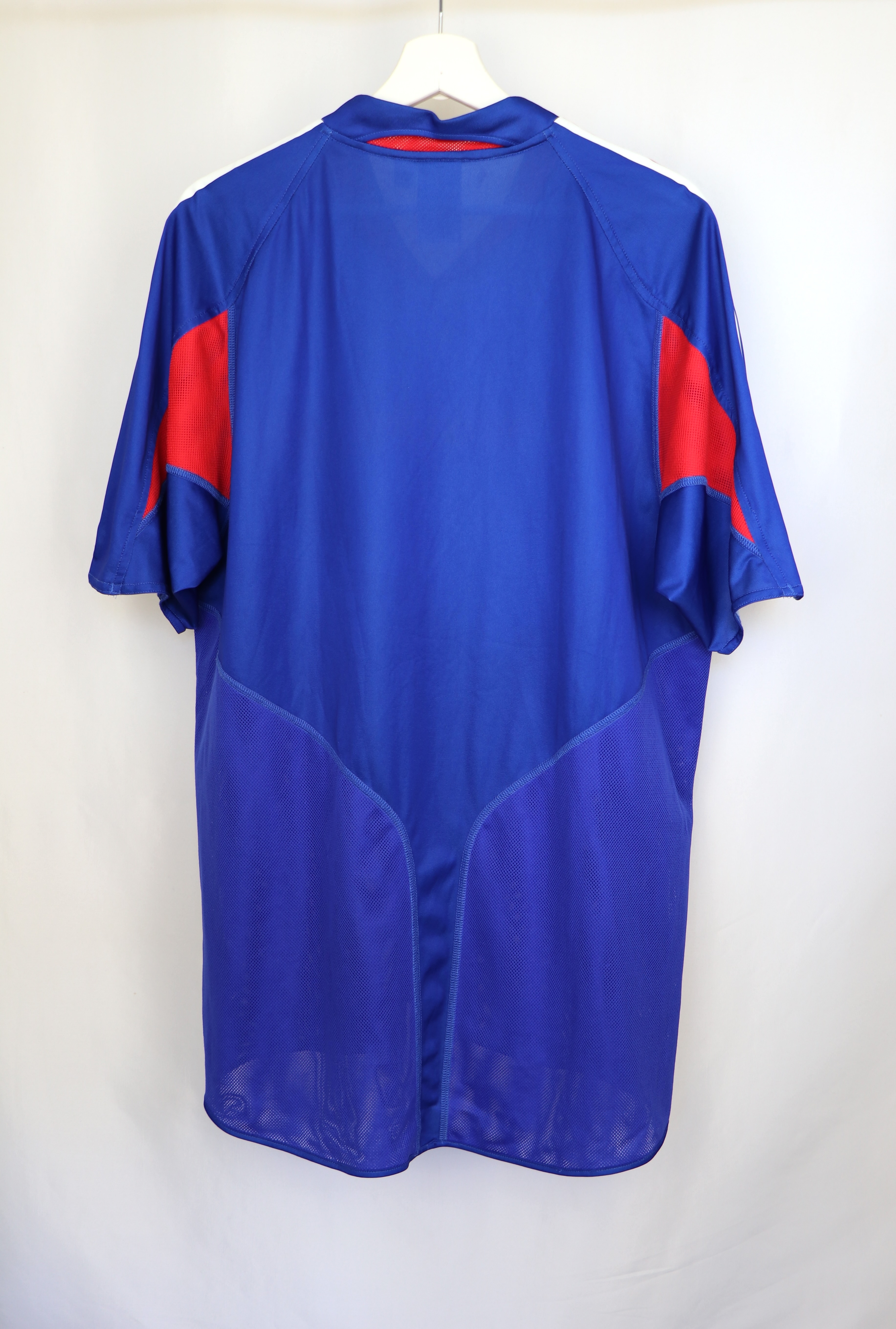 (2) BACK
