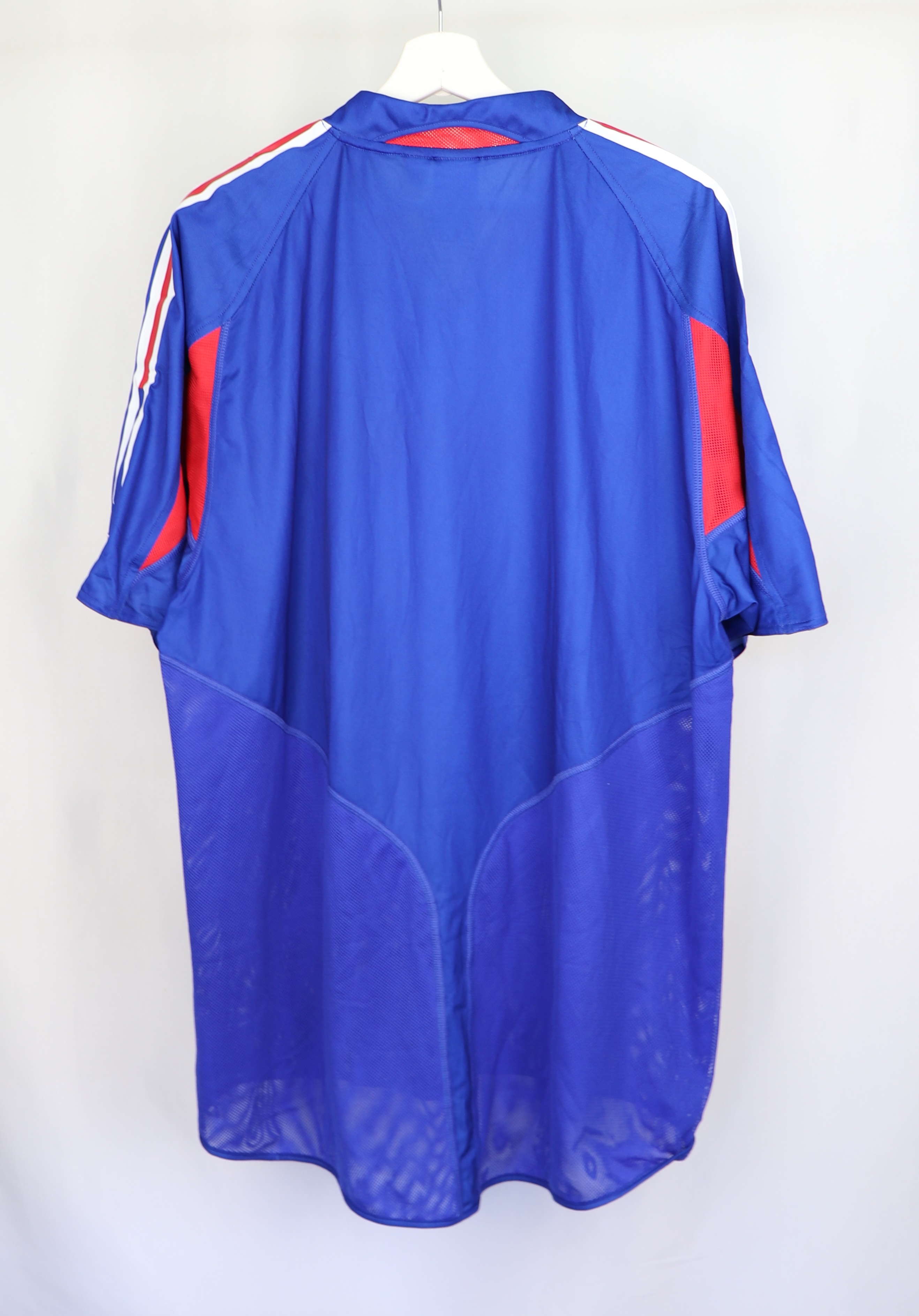 (2) BACK